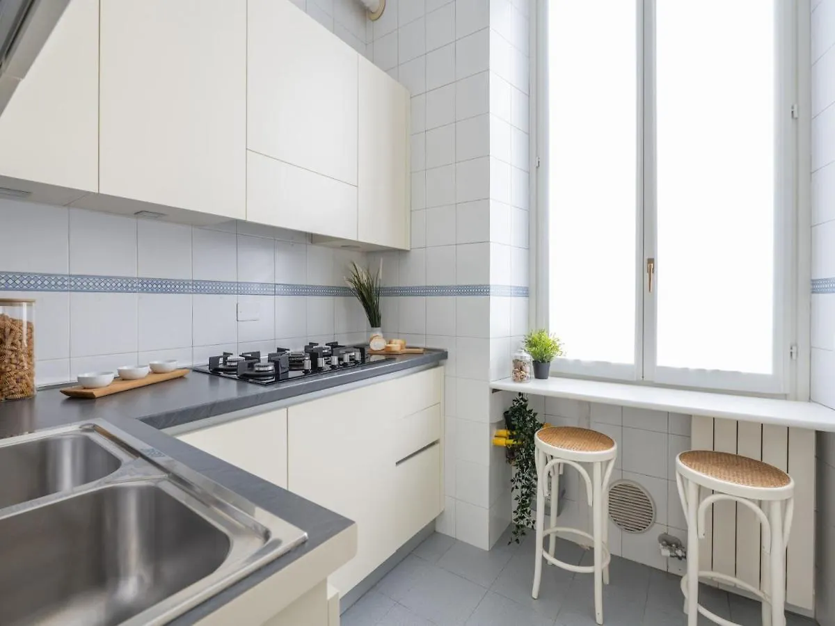 The Best Rent - Gorgeous Two-Bedroom Apartment In Porta Nuova District Milán Italia
